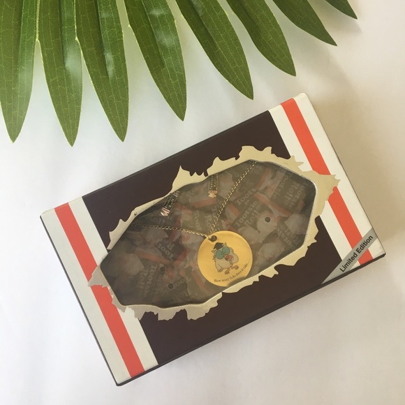 Macy’s Tootsie Roll Limited Edition Jewelry Set - Picture 1 of 5